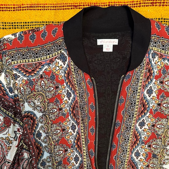 Patterned Bomber Jacket - Picture 4 of 6